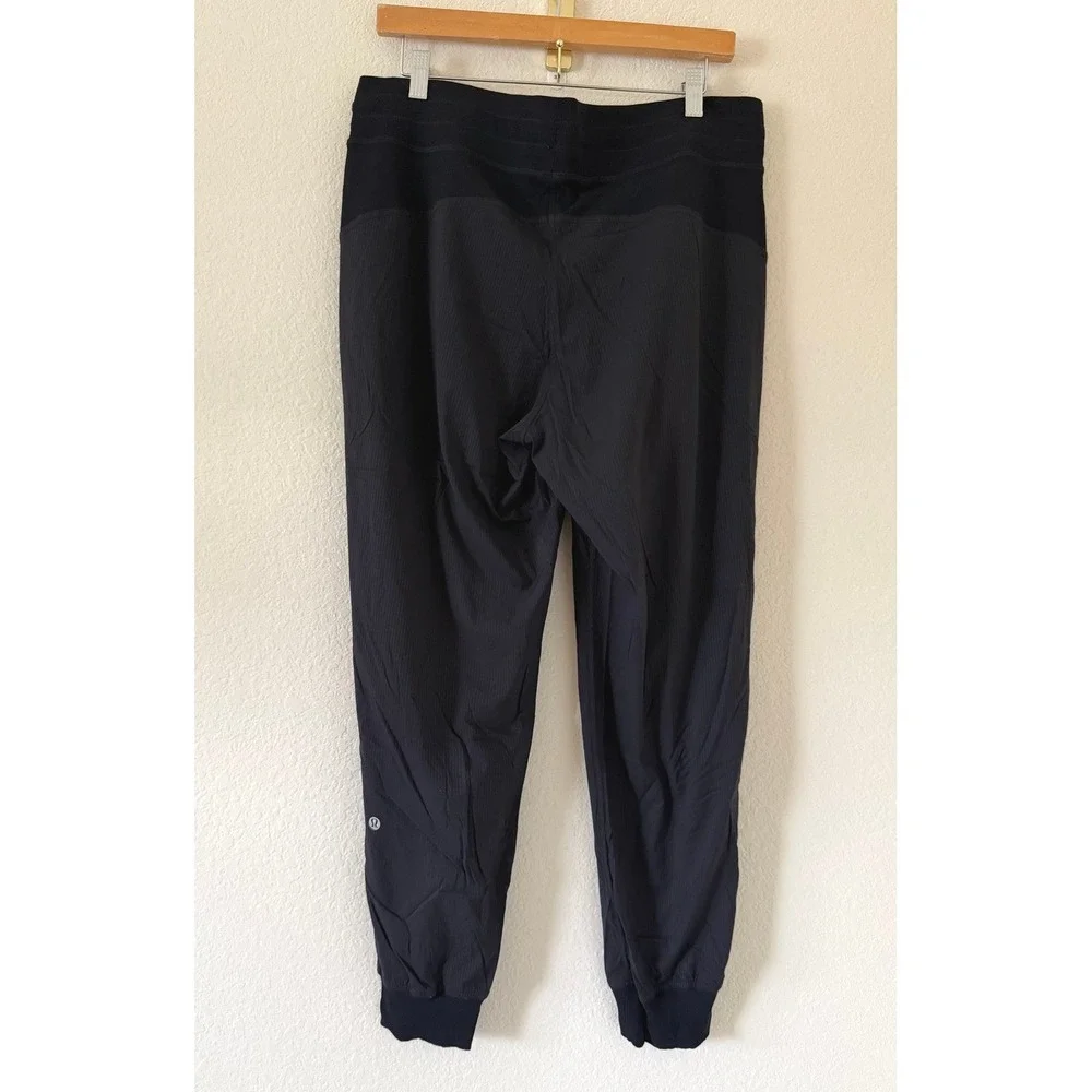 Lululemon Women's Black High Rise Dance Studio Jogger W5BPJS Size 12 Athleisure - Picture 2 of 6